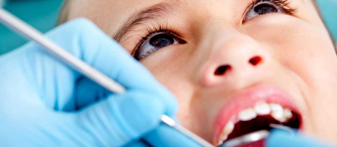 privado ventajoso elegante Cómo cuidar los puntos de sutura en la boca - Clínica Dental Málaga